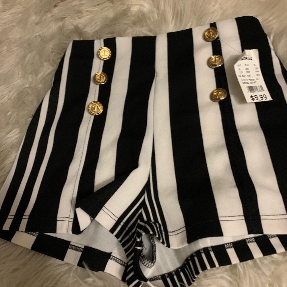 Fashion shorts